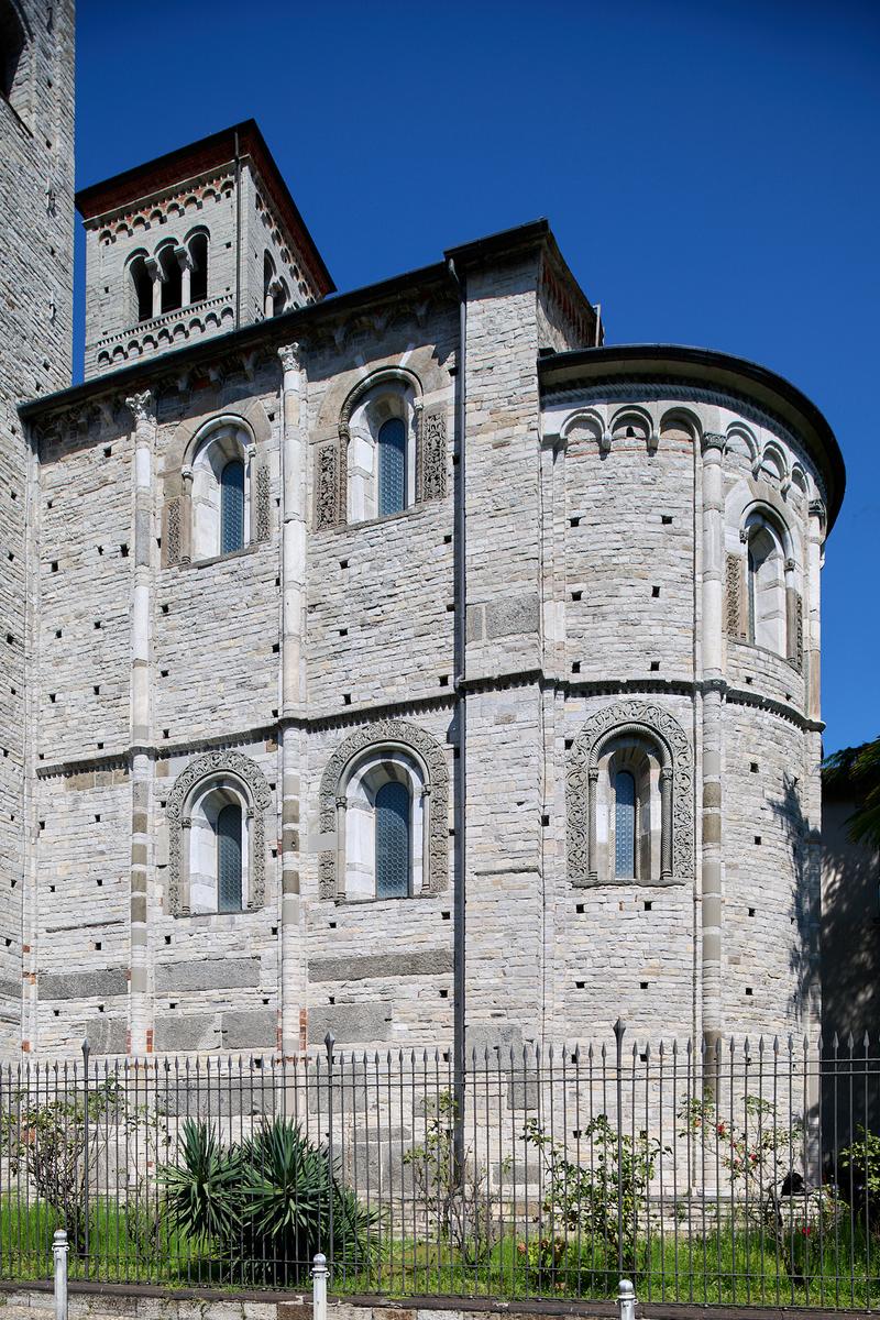 8DS_9904.jpg