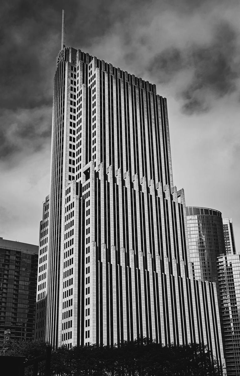 chicago-nbc-tower-BW.jpg