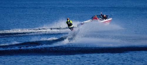 Water skier on Lake Geneva.jpg