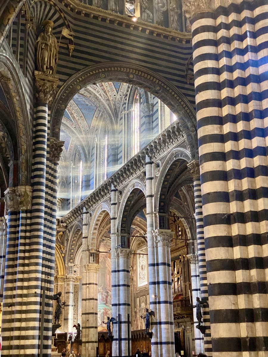 Siena Duomo Divine Light by Roel Hendrickx on Iphone - IMG_4190.jpg