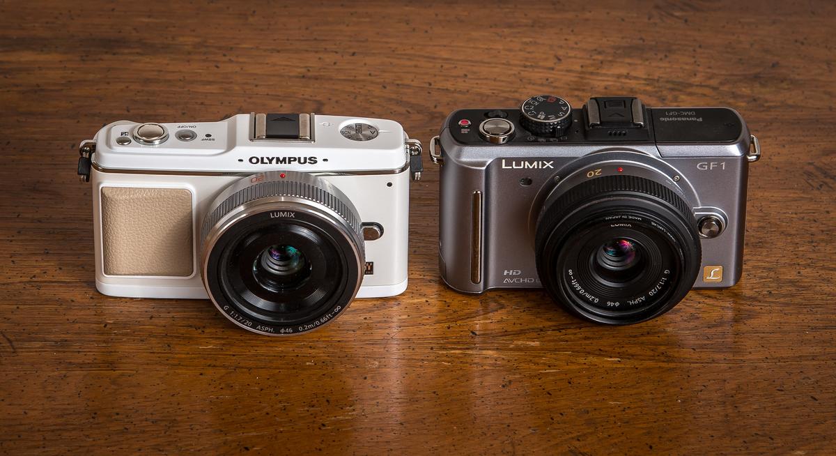 Olympus E-P1 (2009) :  Lumix GF1 (2009).jpg