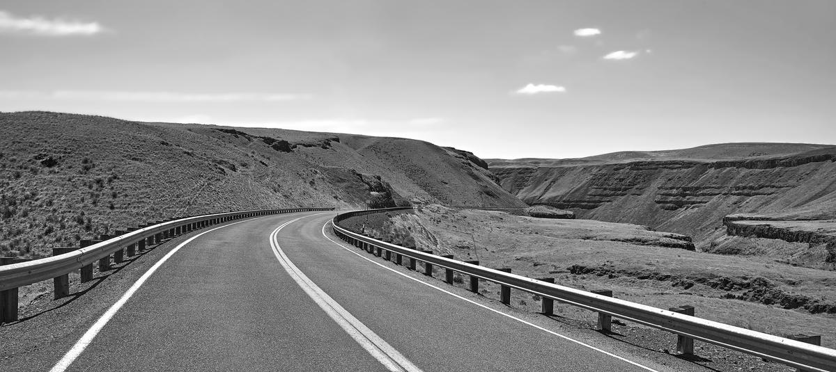 devils-canyon-263-entrance-BW2.jpg