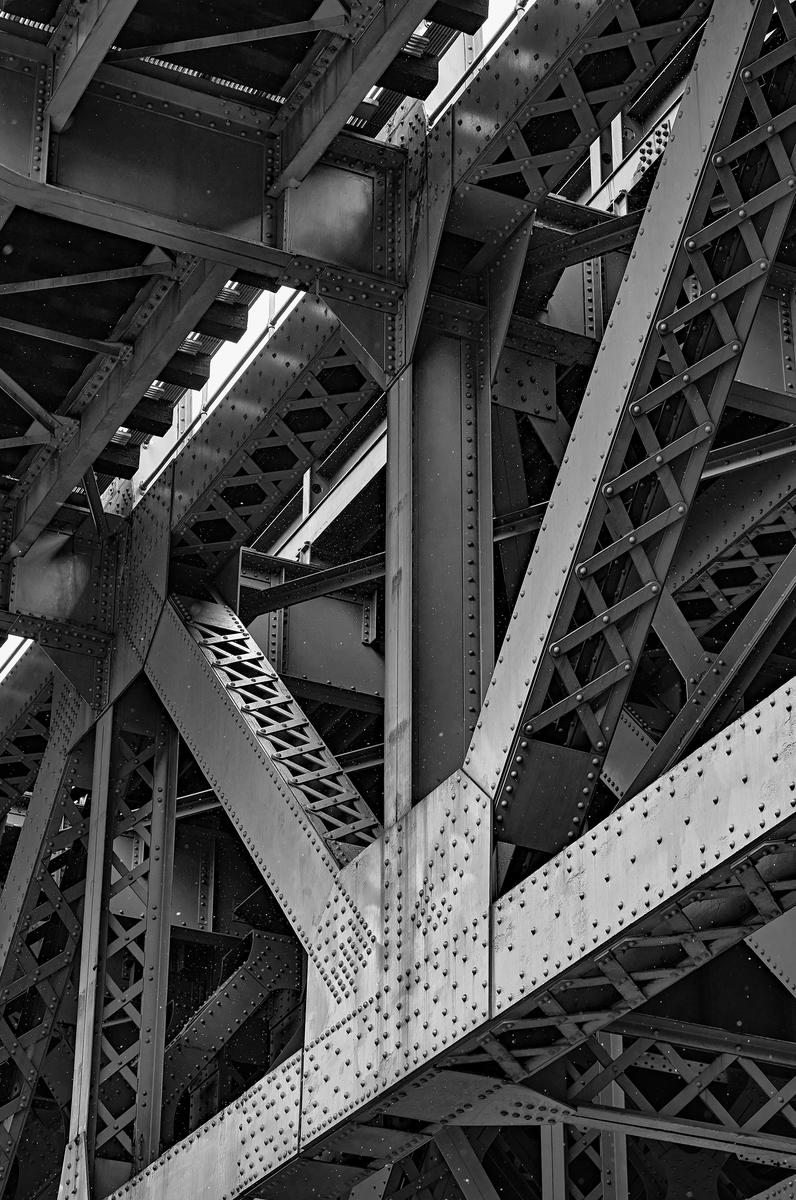 bfb-substructure-BW.jpg
