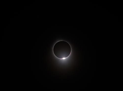 645Z8622solareclipse2024-400w1.jpg