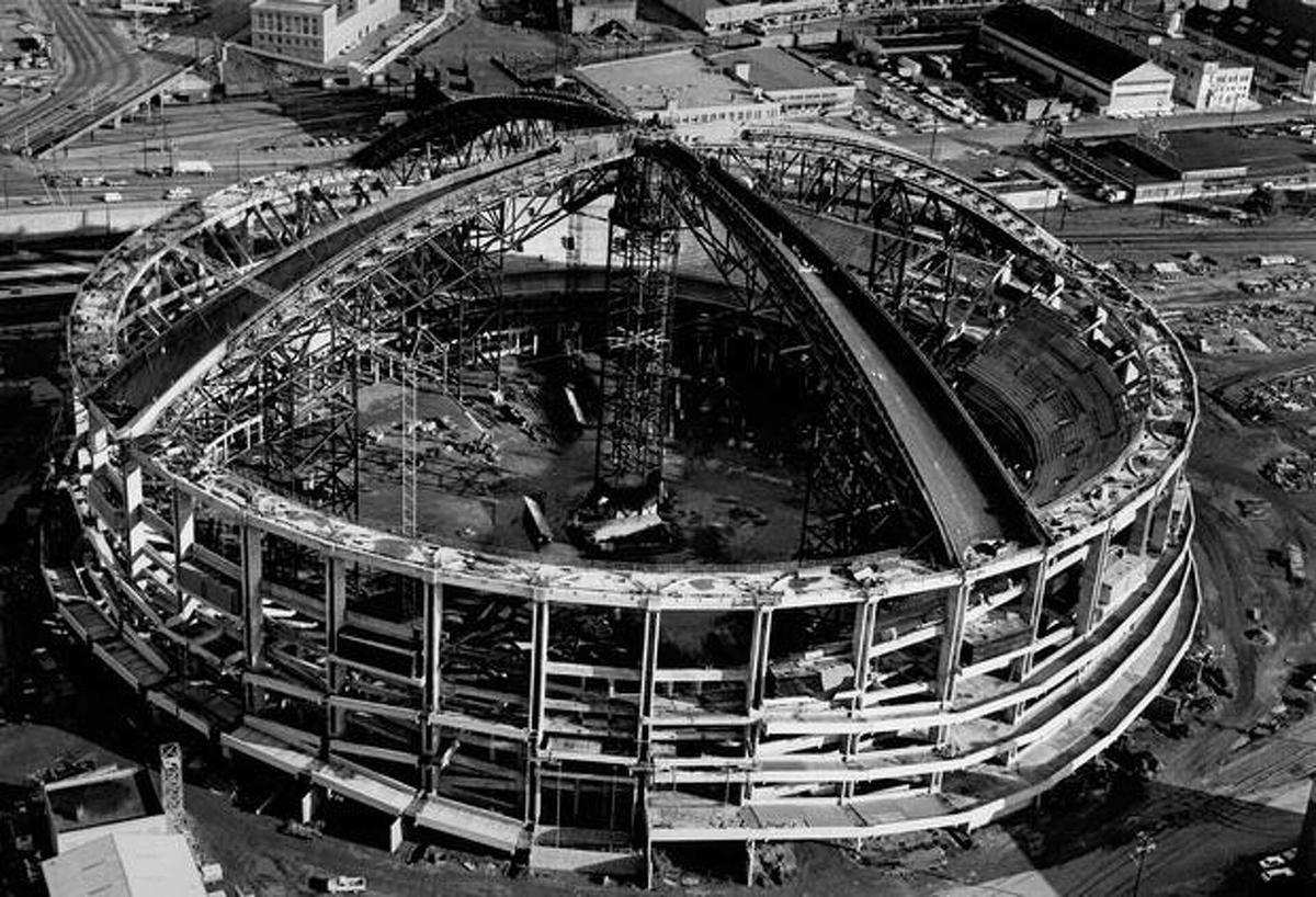 kingdome-construction-01.jpg