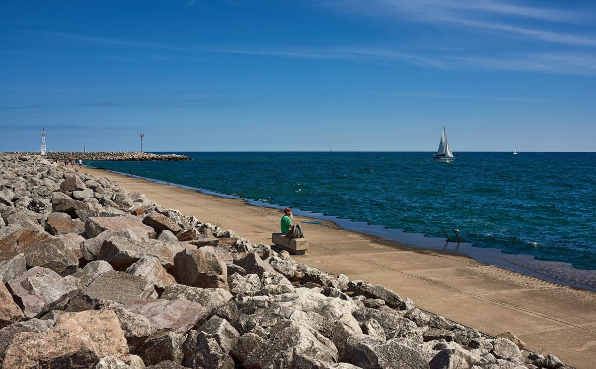 racine-south-breakwater-small.jpg