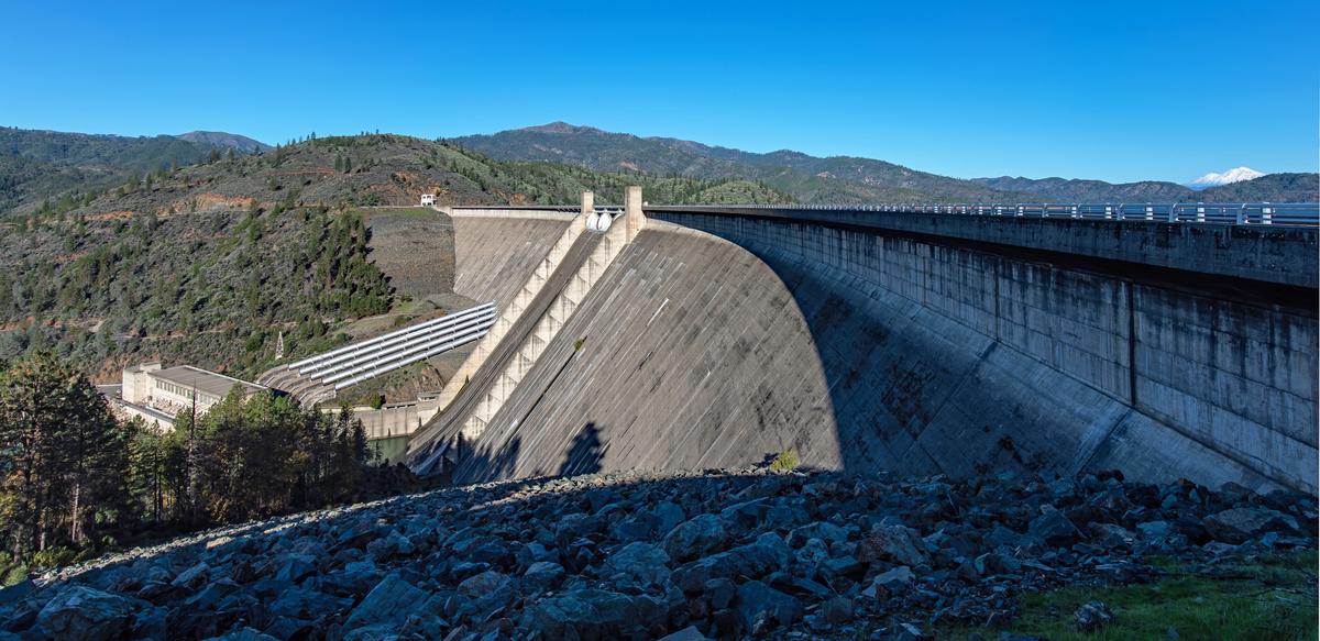 shasta-dam-01-small-crop.jpg