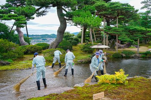 Garden Care. Japan.jpg