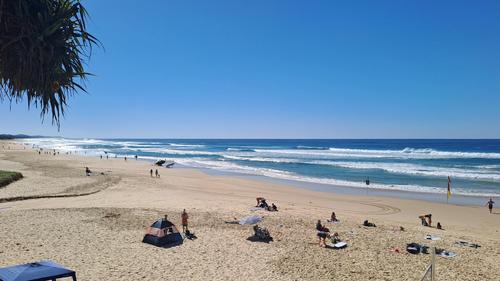 Coolum beach 01.jpg