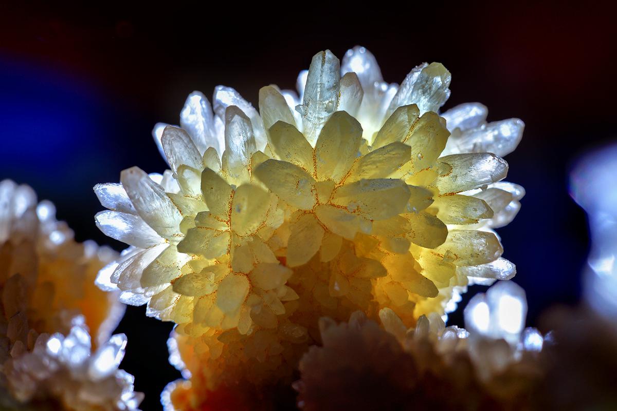 Calcite crystals.jpg
