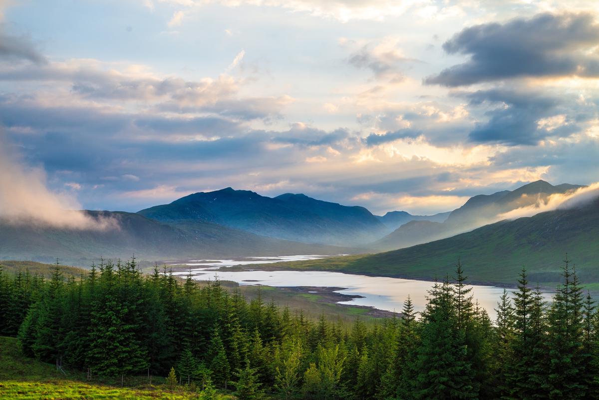 the loch-1_Superlarge.jpg
